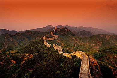 《最后的生还者：重制版》工作台演示 武器视效不错